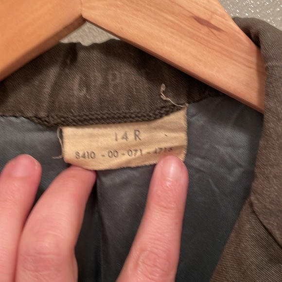 Authentic WWII Tropical Weight Marine Corps uniform jacket - Picture 2 of 5